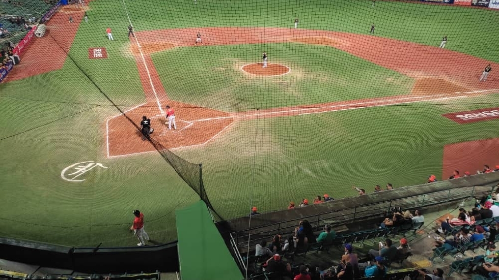 Caracas cerró con derrota su gira en Anzoátegui y Magallanes hizo volar el invicto de Cardenales