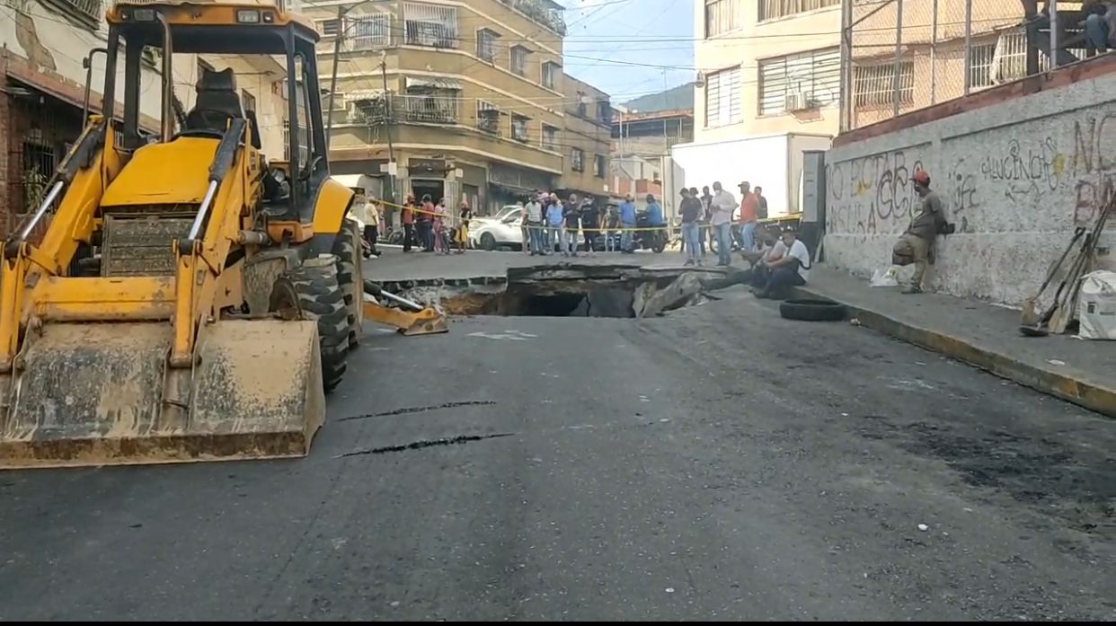 Guanipa denunció colapso en calle de Alta Vista