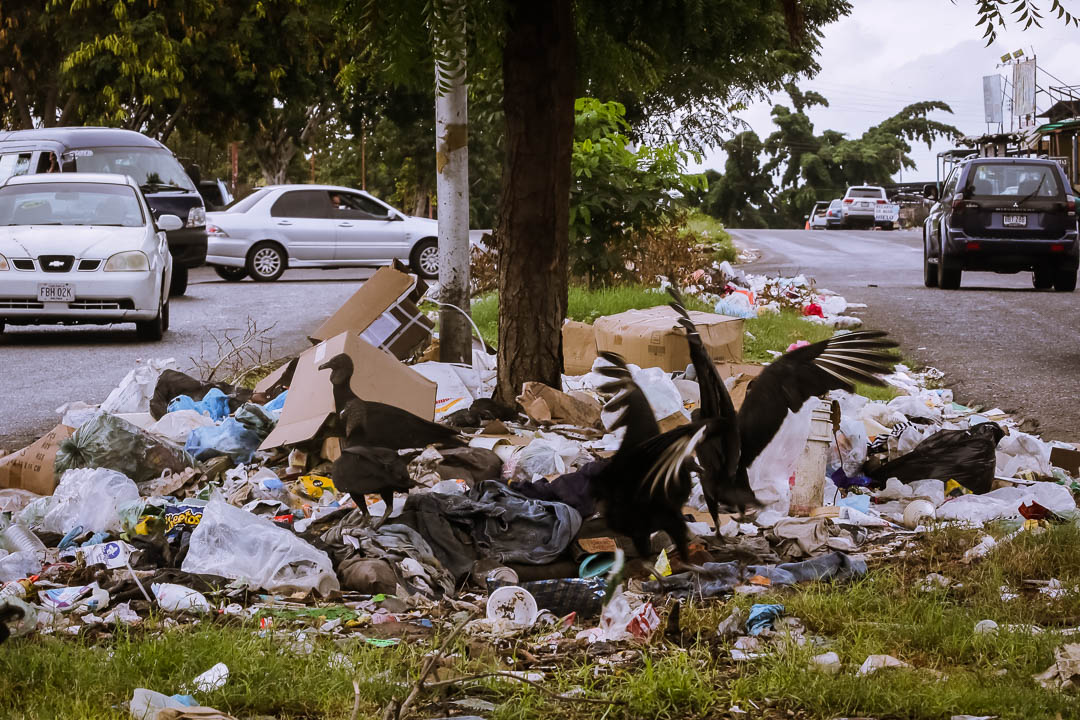 Constante quema de basura en Puerto Ordaz afecta a los pacientes con Covid-19