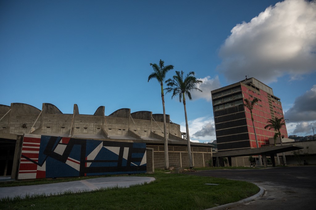 Diputado Luis Barragán: Maduro está empeñado en expropiar a la UCV de sus 300 años (VIDEO)