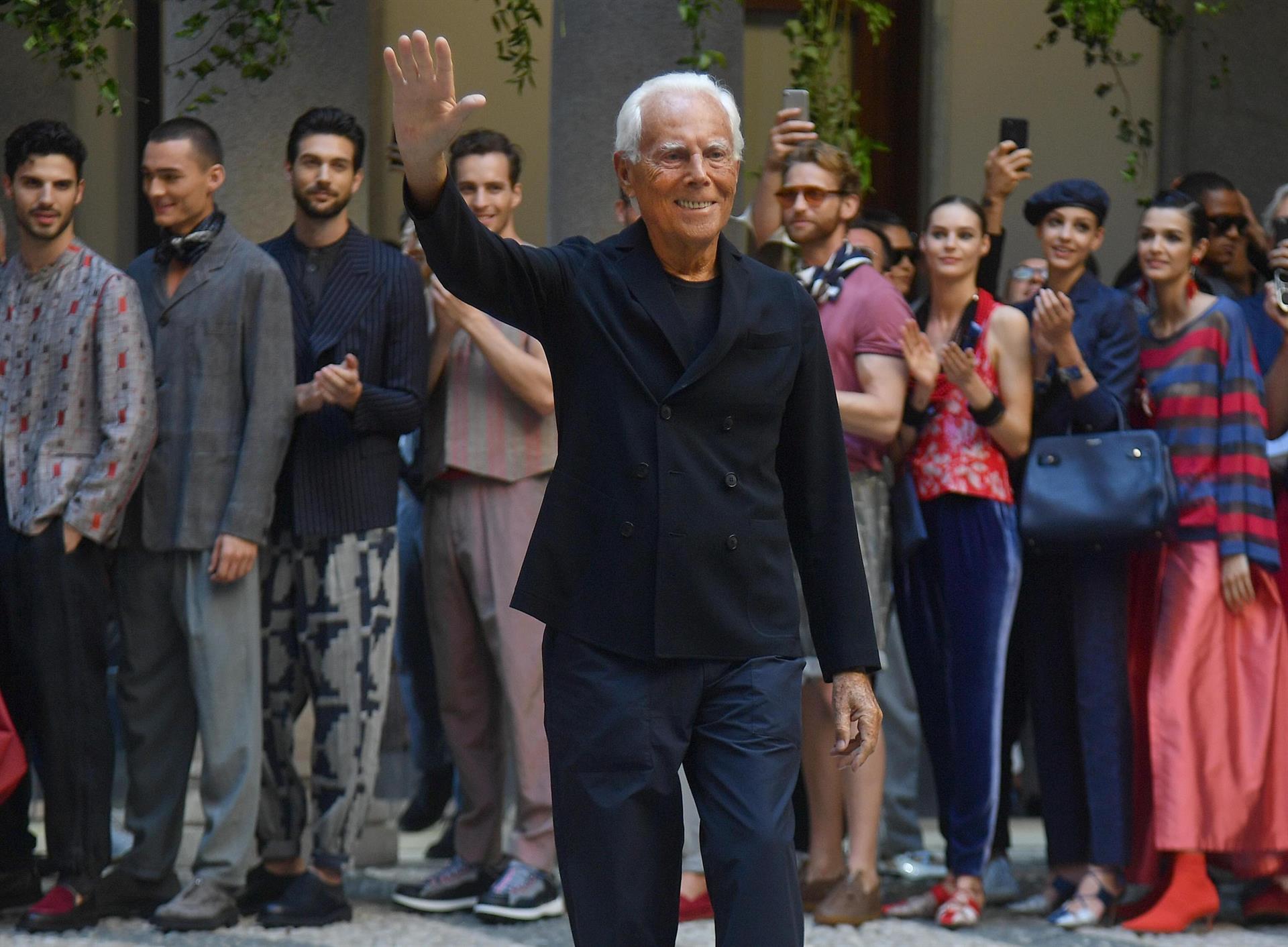 Los 90 años de Giorgio Armani, el incombustible rey de la moda italiana