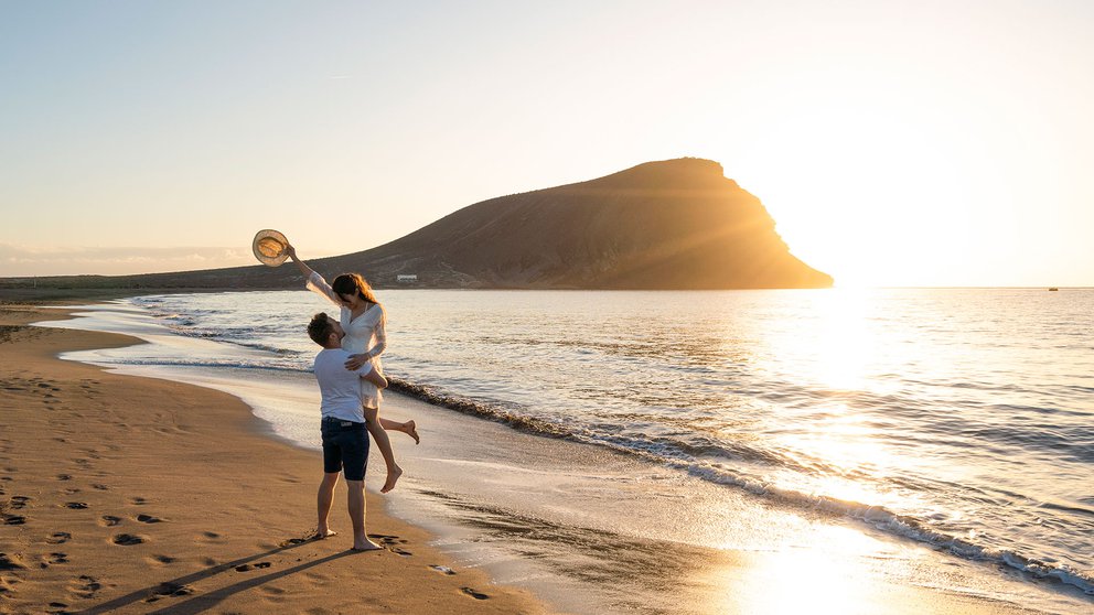 Sexo en la playa perjudica el ecosistema de una isla en España