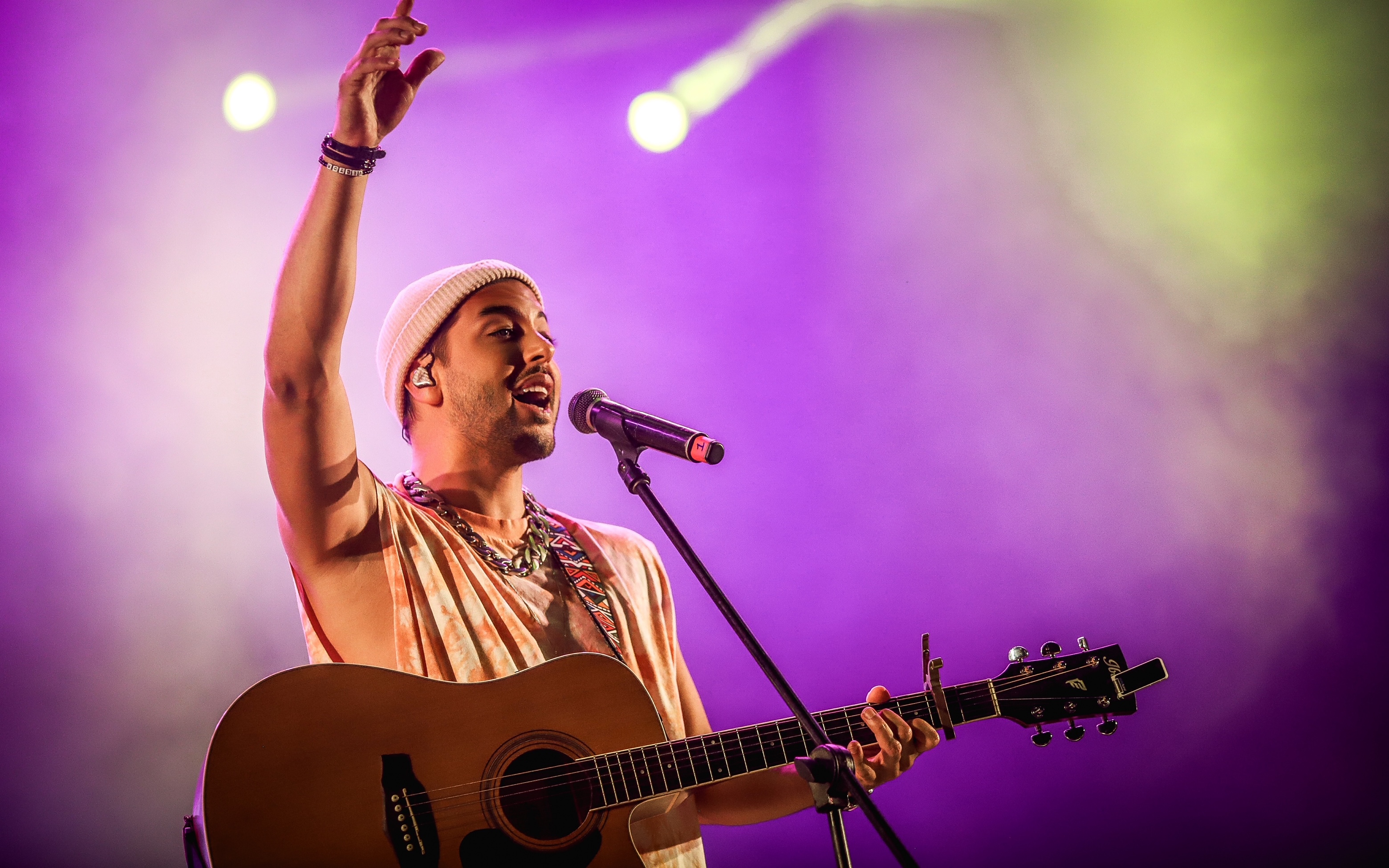 Junto a grandes amigos: Víctor Muñoz presenta su tour “A escondidas Christmas Party”