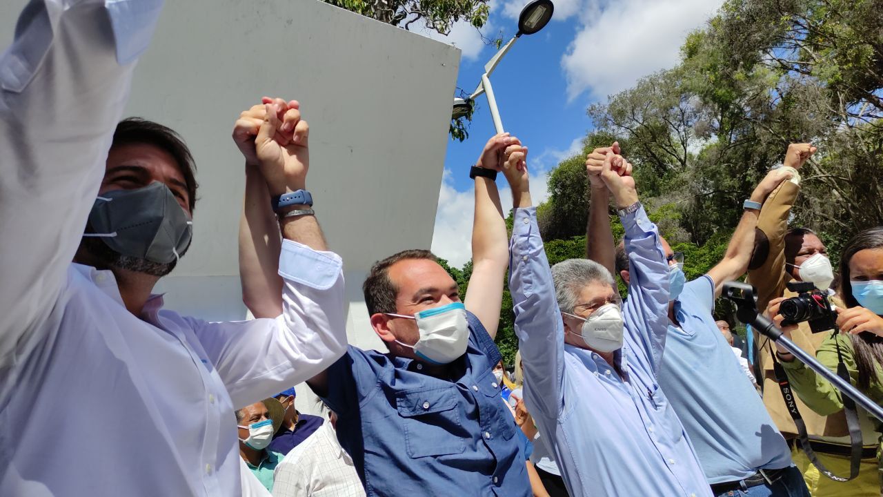 Tomás Guanipa y Ramos Allup llaman a votar este #21Nov por la tarjeta de la Unidad