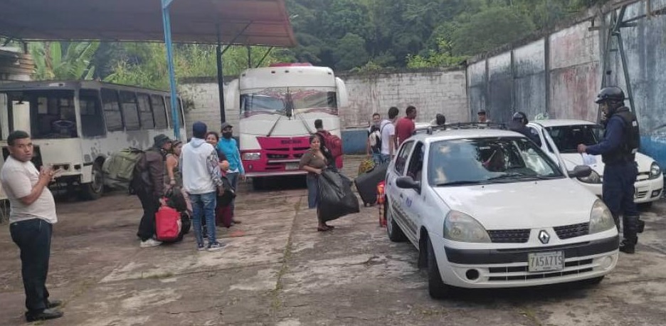 Un terminal de pasajeros clandestino funcionaba en un galpón en Táchira (FOTOS)