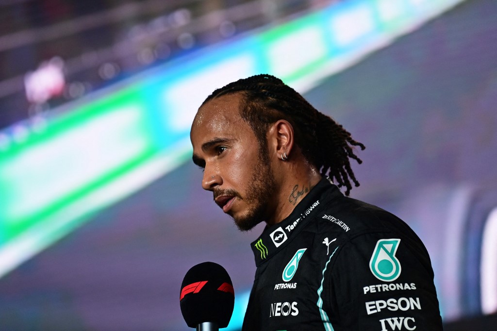 En riesgo continuidad de la leyenda Lewis Hamilton en la F1 por una investigación en su contra