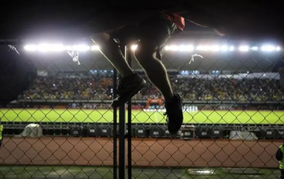 Caracas FC y el Deportivo Táchira pidieron apoyo a sus aficionados migrantes en el clásico