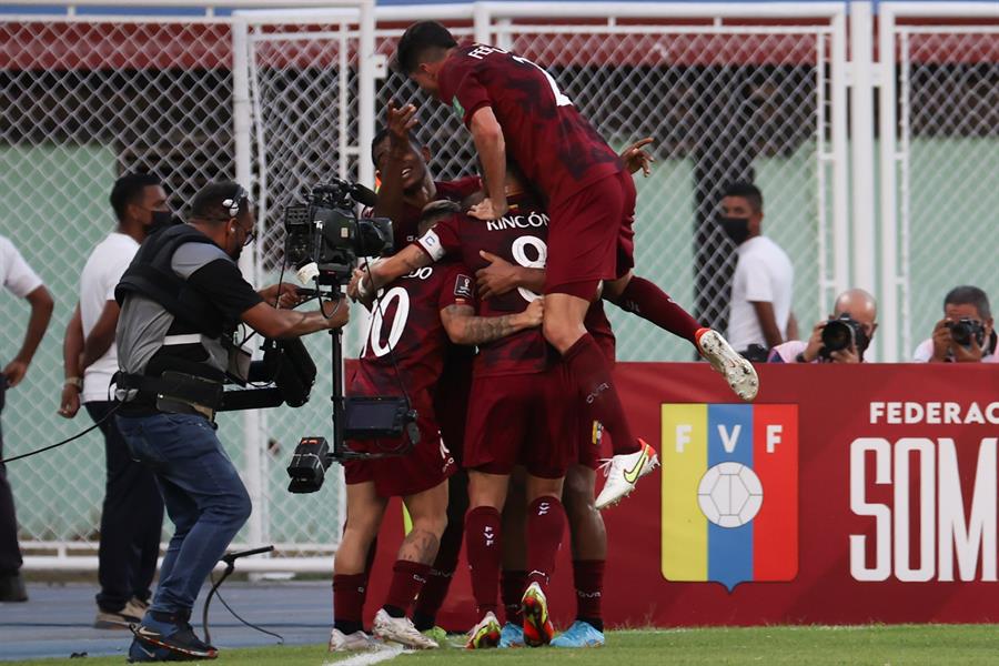 Salomón Rondón afirmó que Venezuela mostró todo su potencial frente a Bolivia