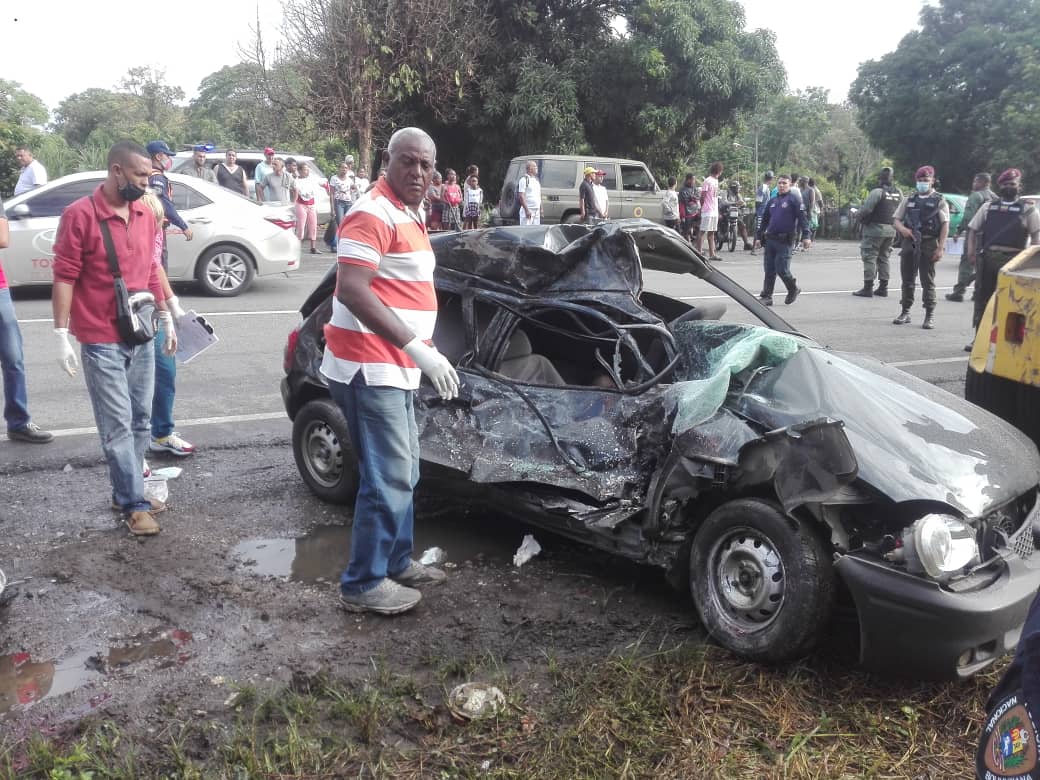 Accidente de tránsito deja a un teniente y un sargento sin vida en la Troncal 9