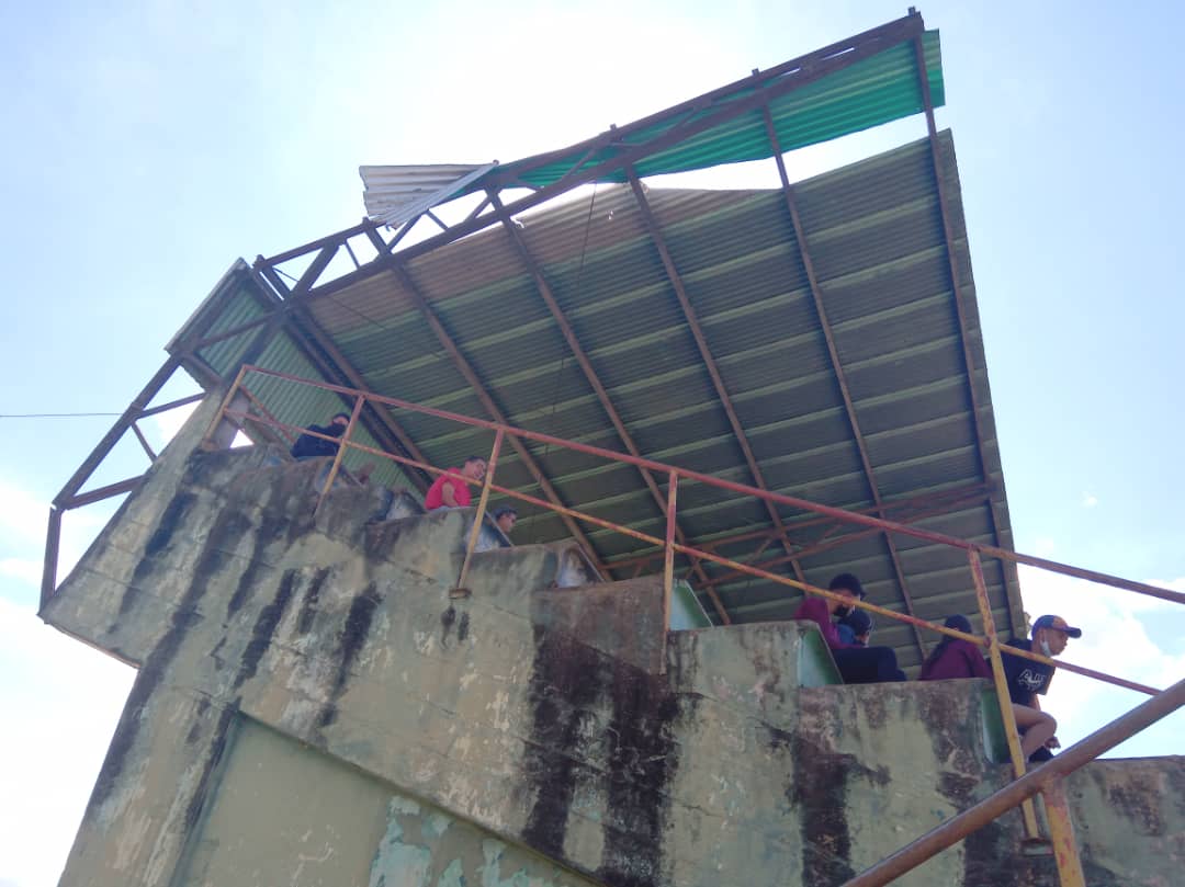 En total abandono: así se encuentra el Polideportivo Ángel Murcia en Bejuma (FOTOS)