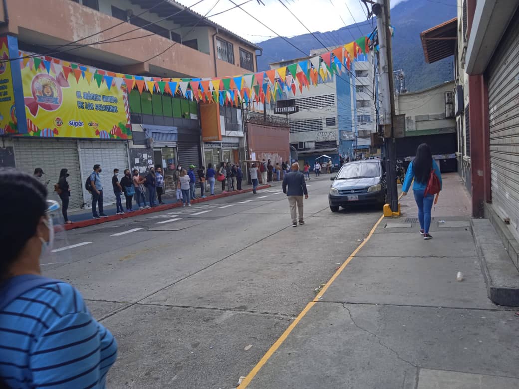 Escasez de combustible subsidiado amenaza el servicio de transporte público en Mérida