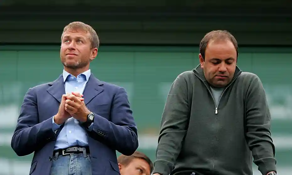 Londres confisca dos jets privados a un oligarca ruso socio de Roman Abramovich