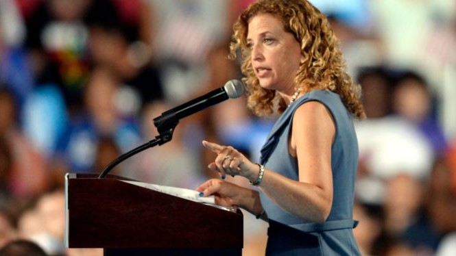 Congresswoman Debbie Wasserman Schultz: “Russia’s invasion does not justify allowing Maduro’s murderous regime to accumulate gasoline profits while Venezuelans continue to die”