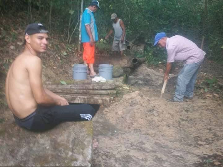 Alcalde en Barinas le quiere quitar el mérito a los ciudadanos que sí trabajan por su comunidad 