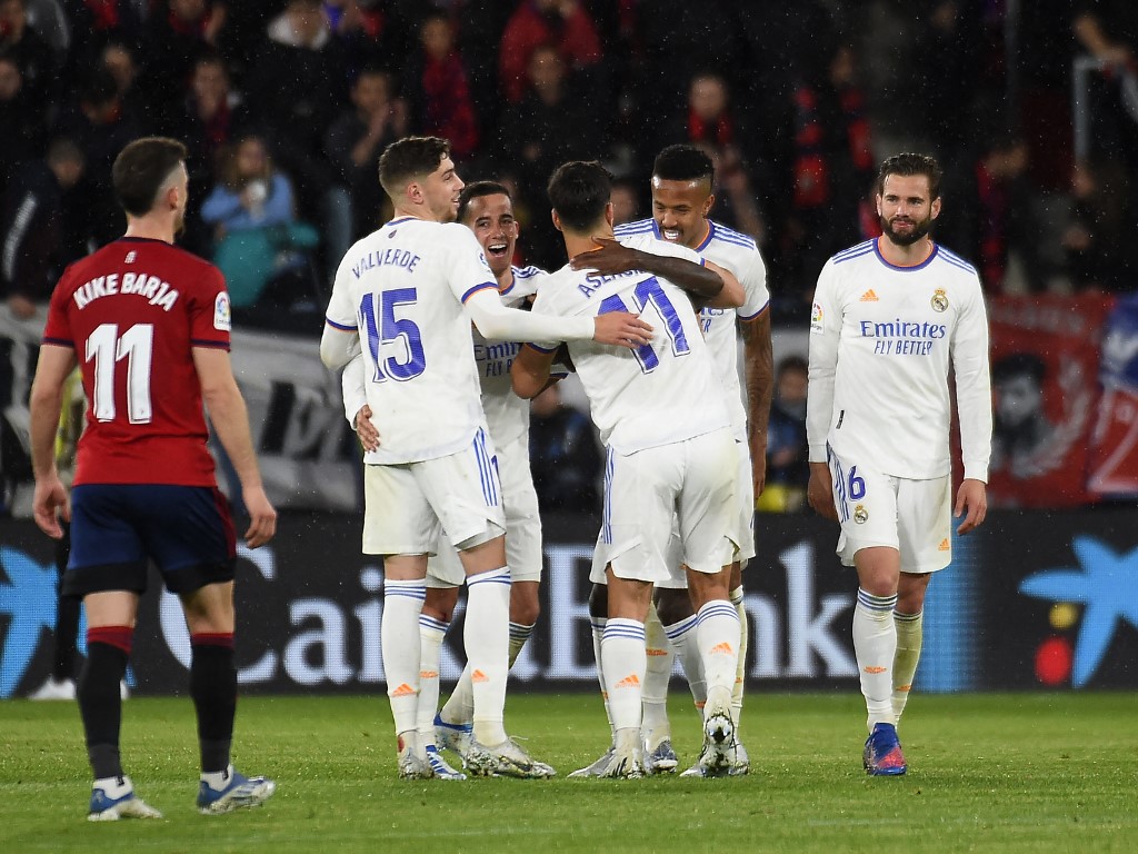 Real Madrid superó al Osasuna y acaricia el título liguero