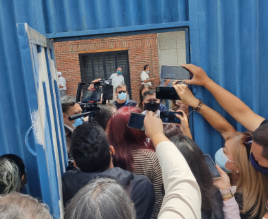 Tribunales del régimen de Maduro se presentan en la sede de Acción Democrática Mérida #26Abr (FOTOS)