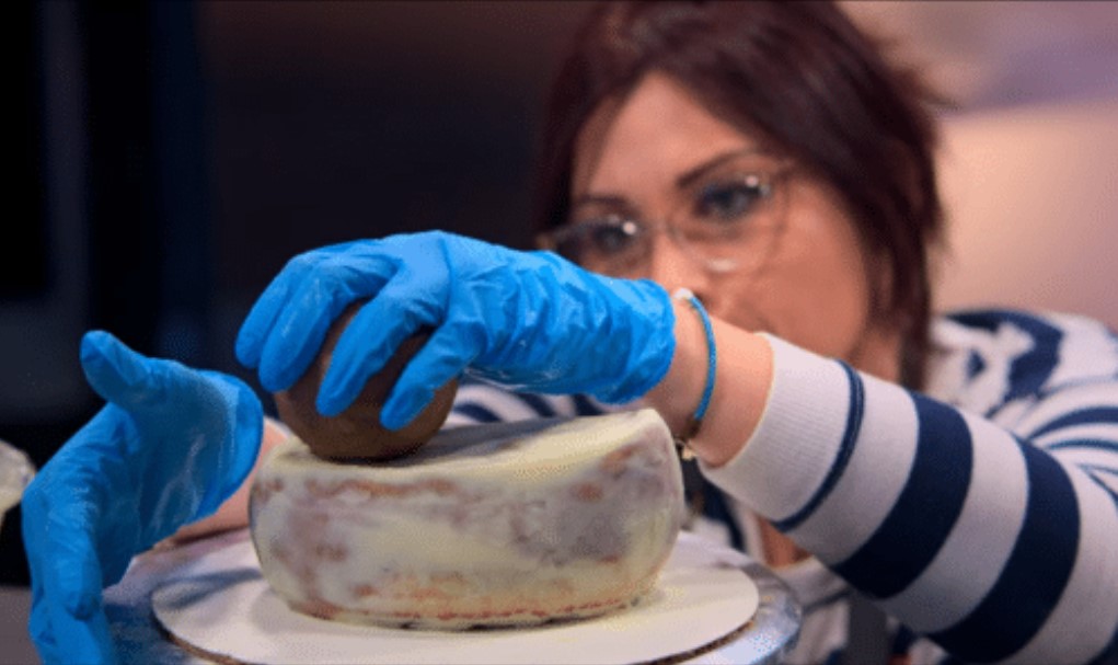 Maestra pastelera venezolana participó en serie de Netflix “Is it Cake?”