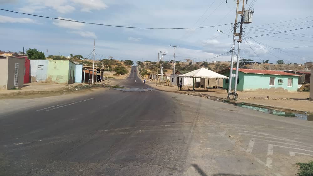 Las Piedras, el pueblo sumergido en la miseria que creció a los pies de la refinería Amuay