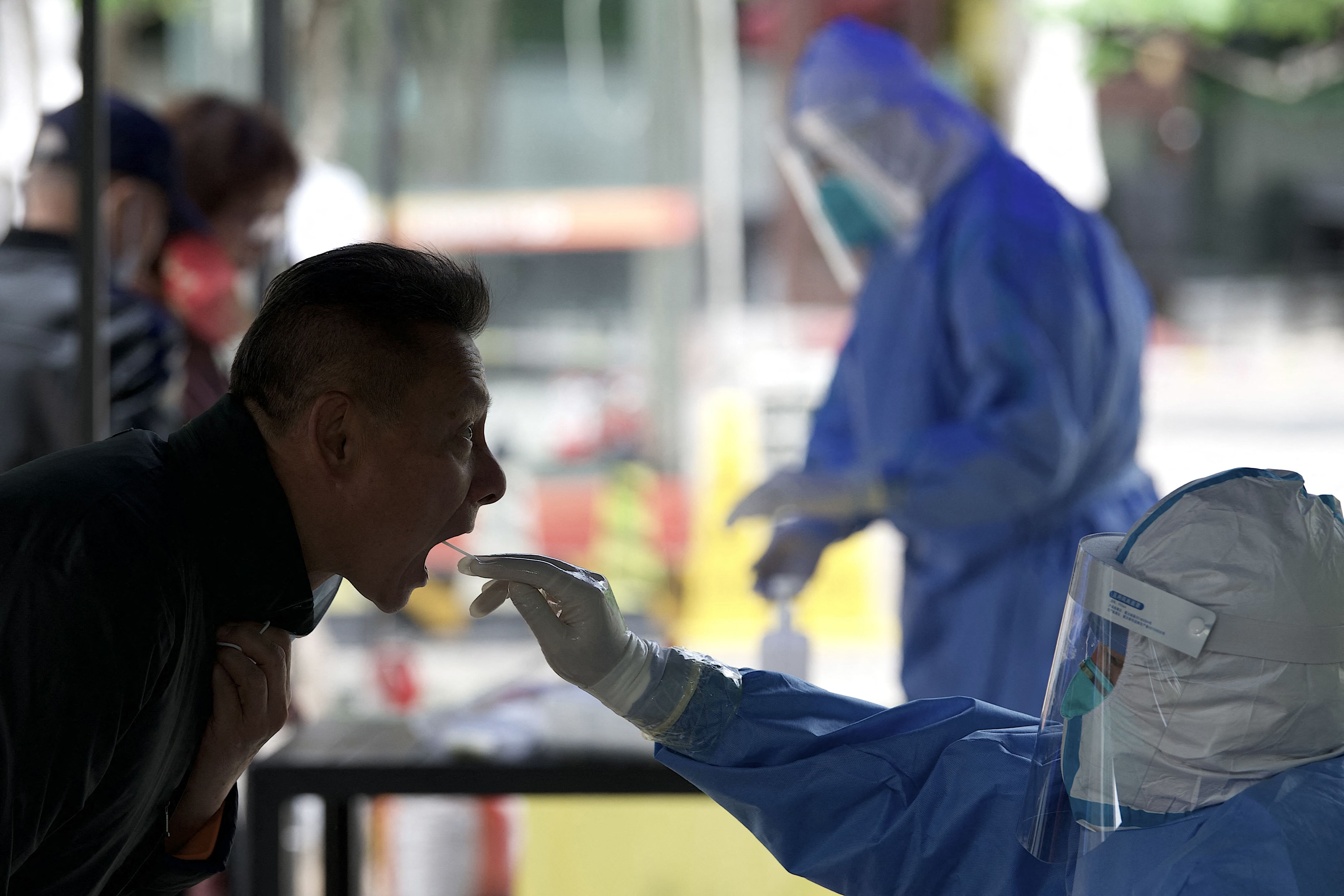 Discriminación laboral a infectados en China: “Si tuviste Covid, no vengas”