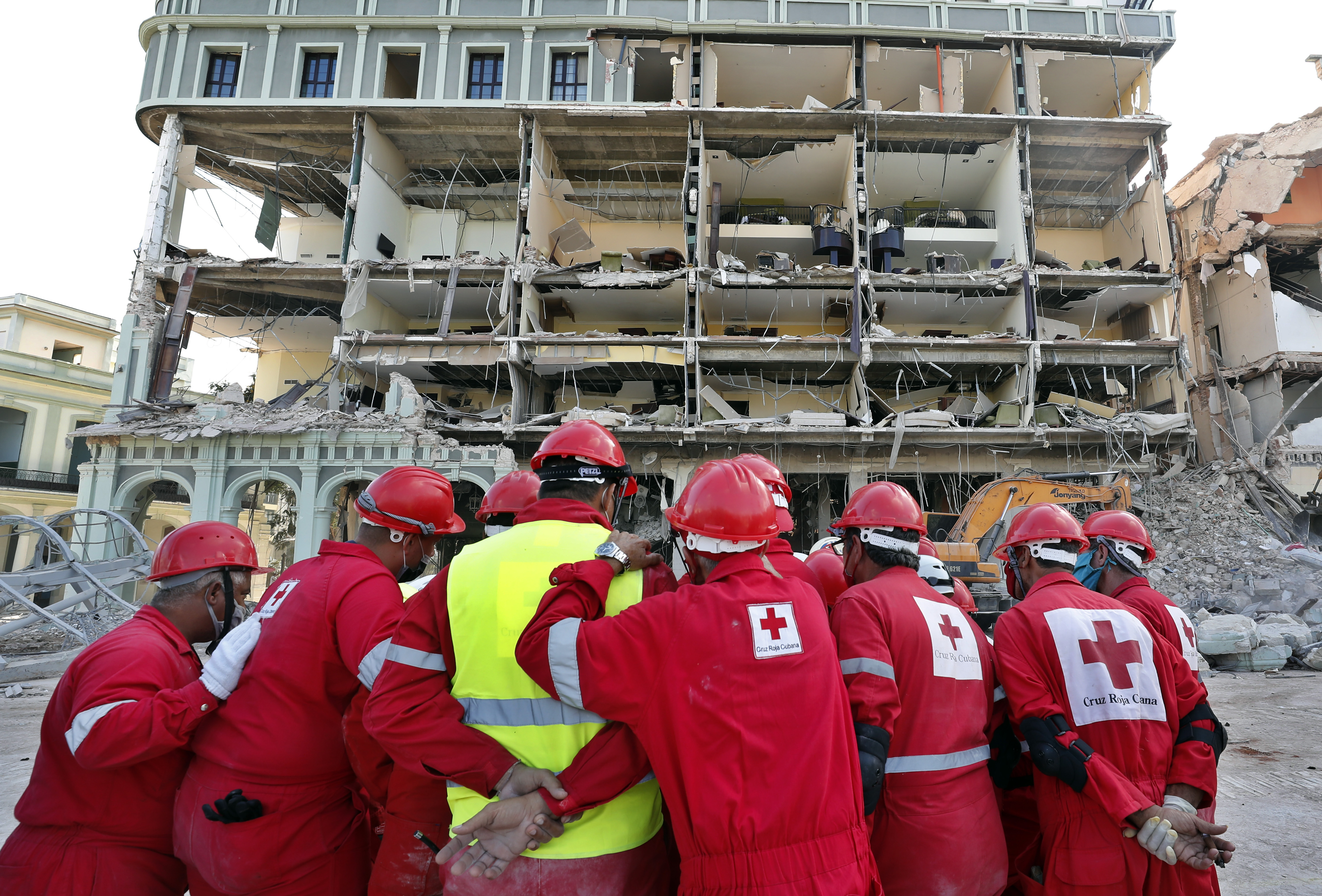 Asciende a 35 la cifra de muertos por la explosión del Hotel Saratoga en La Habana