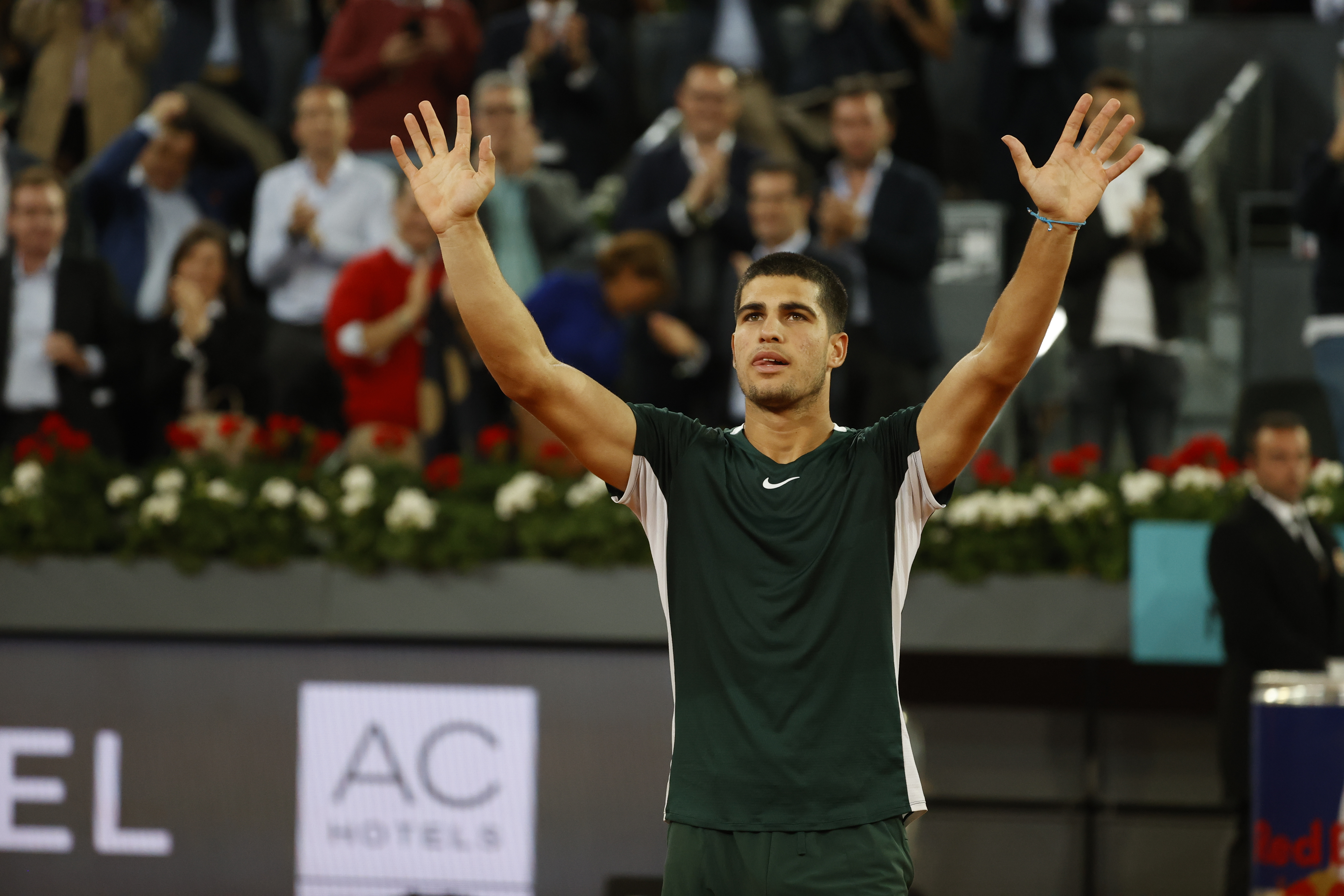 Carlos Alcaraz es el primer español en más de 17 años que puede adelantar a Rafael Nadal