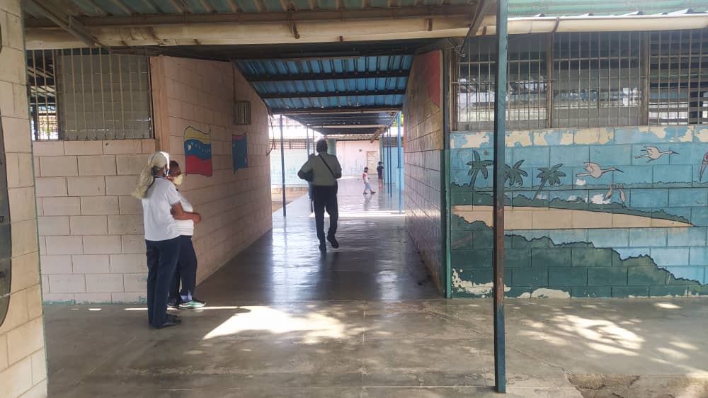 Escuela bolivariana en Falcón quedó a “la buena de Dios” porque el chavismo la abandonó (VIDEO)