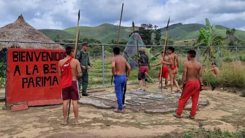 Infobae: Fanb protege a militares que mataron a cuatro indígenas y prohíbe visita del abogado a un sobreviviente