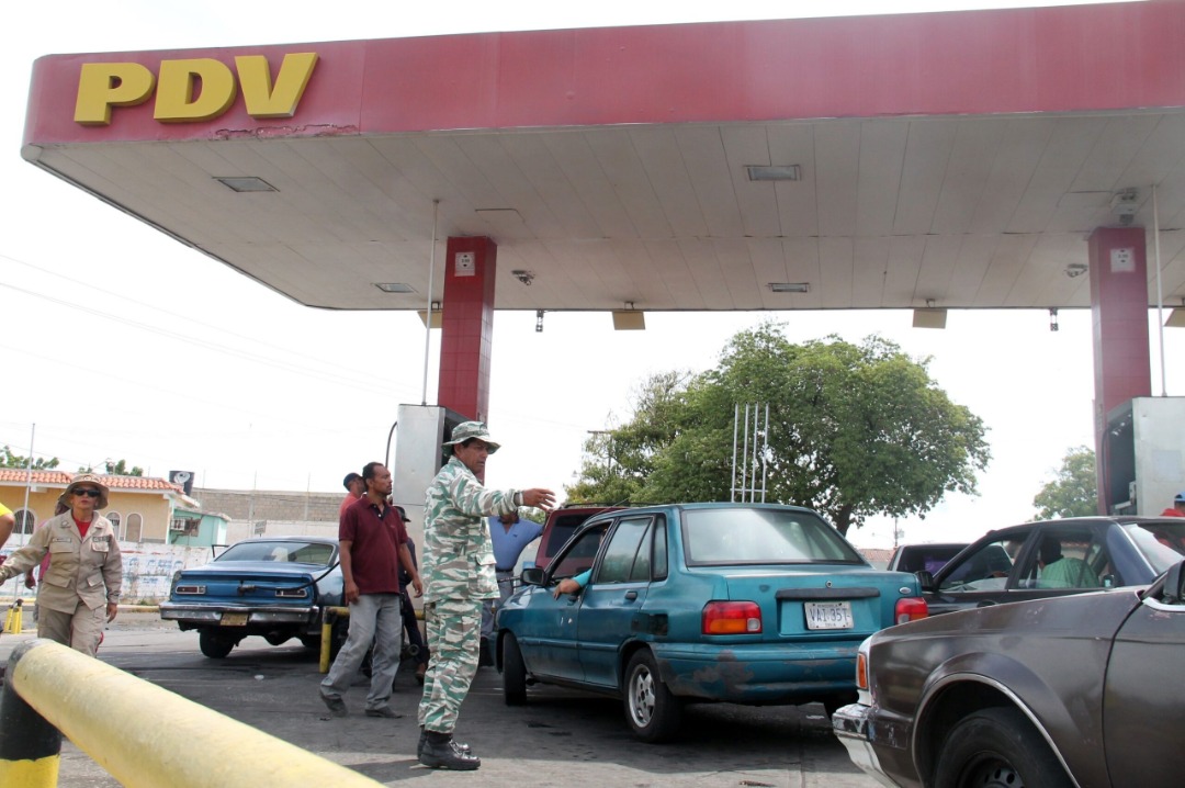 En Machiques los choferes de busetas no se calan más la falta de combustible: decretan hora cero