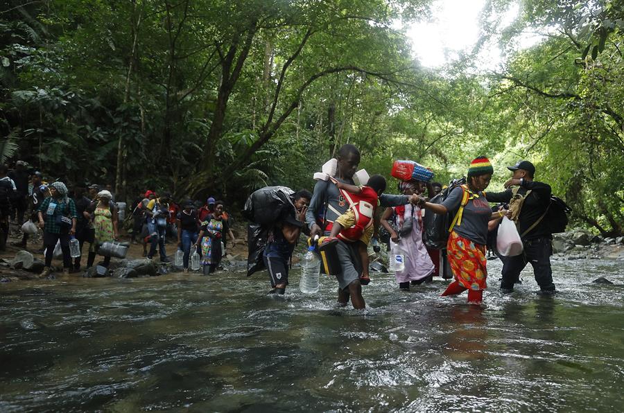 Desmantelada red de tráfico ilícito de decenas de migrantes venezolanos en Panamá