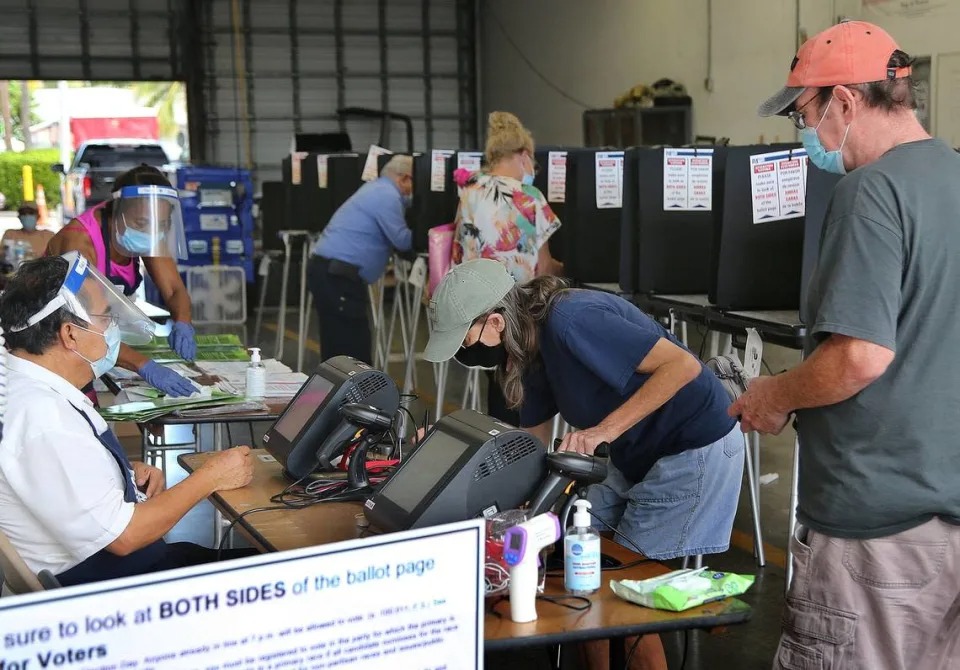 ¿Se puede votar con la green card en las elecciones? Los estados que apoyan al no ciudadano