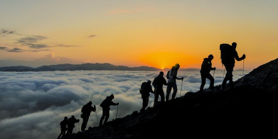 La trágica muerte de nueve alpinistas en Rusia que sigue sin resolverse: “Vieron algo que no debían”