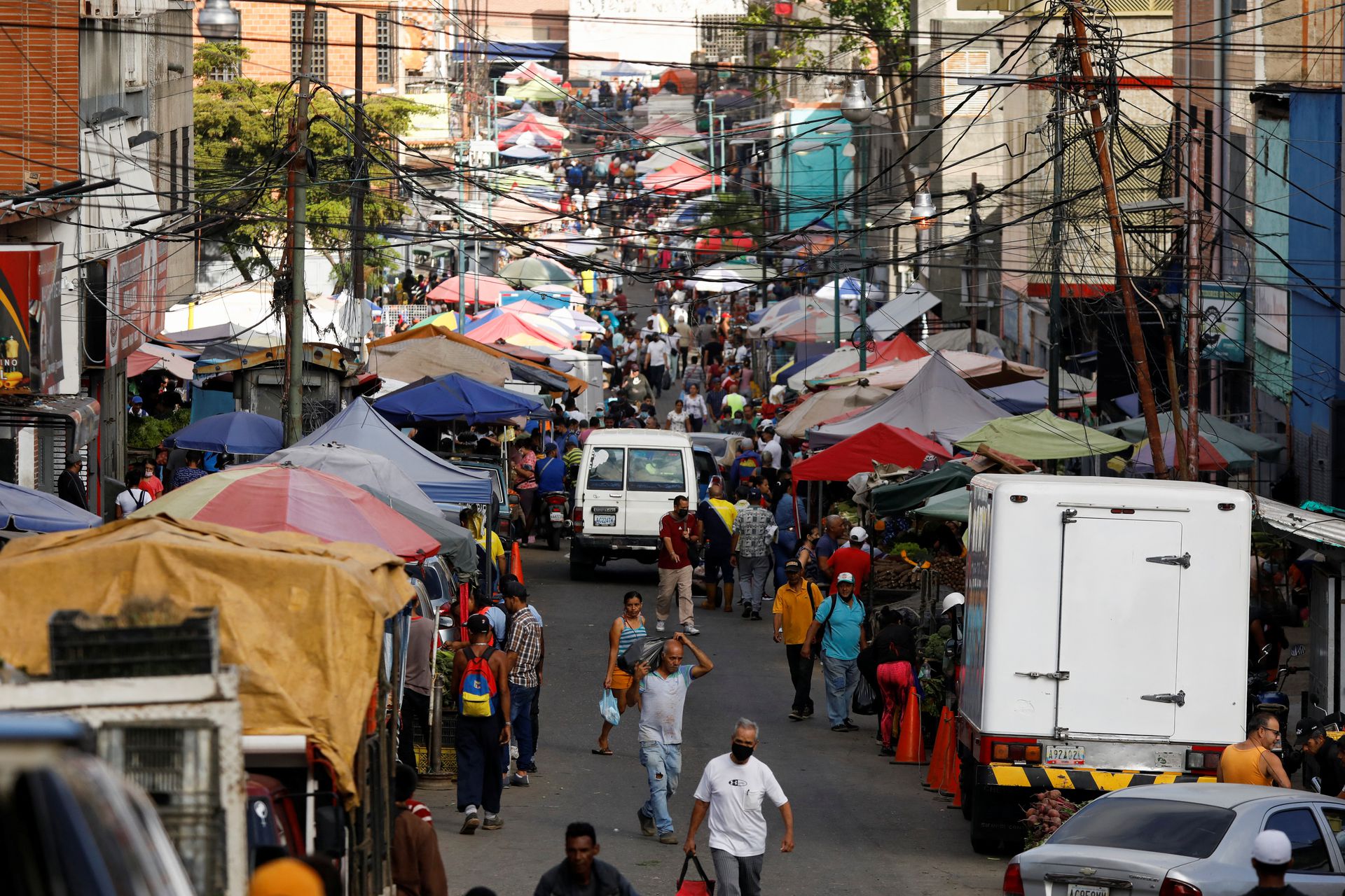 Déficit del salario mínimo en Venezuela con respecto a la canasta básica es de 95%, según Cendas-FVM