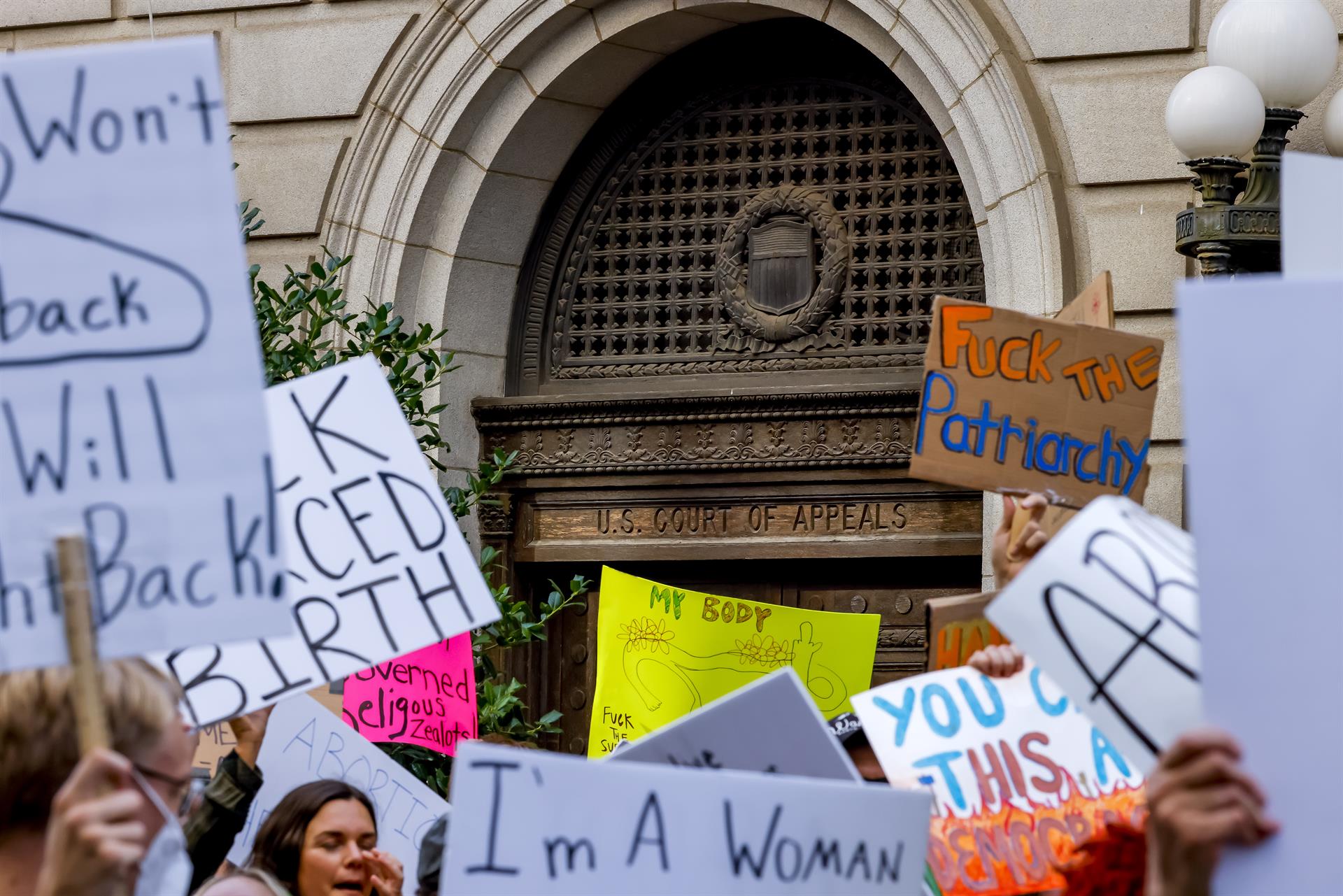 Un juez bloquea ley antiaborto de Florida por considerarla inconstitucional