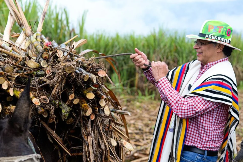 Gustavo Petro, el exguerrillero que en su tercer intento llegó a la Presidencia de Colombia