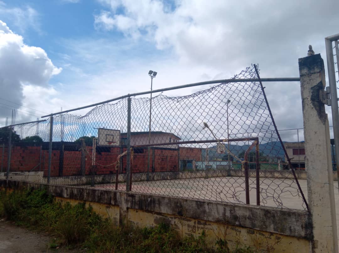 Alcalde chavista de Nirgua ni se asoma al sector Matadero de Yaracuy… donde la gente pasa penurias