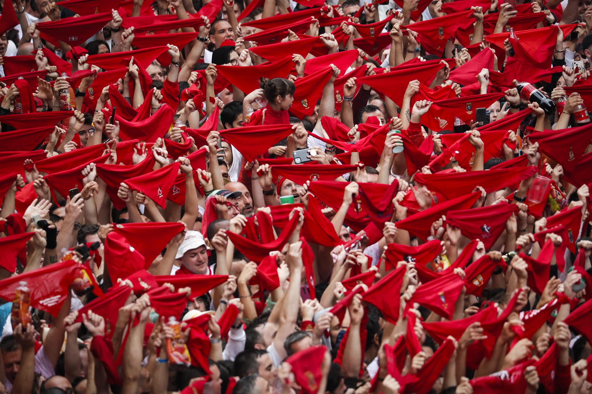 Cinco hospitalizados en el primer encierro de toros de Pamplona