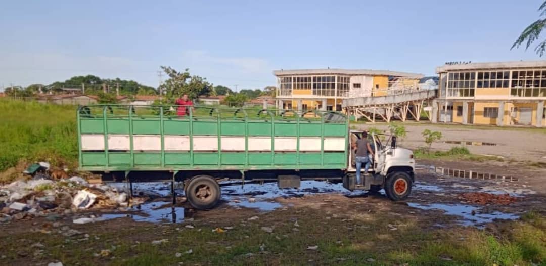 El Mercado del Sur en Barinas: una obra más del chavismo inconclusa, hoy convertida en un basurero