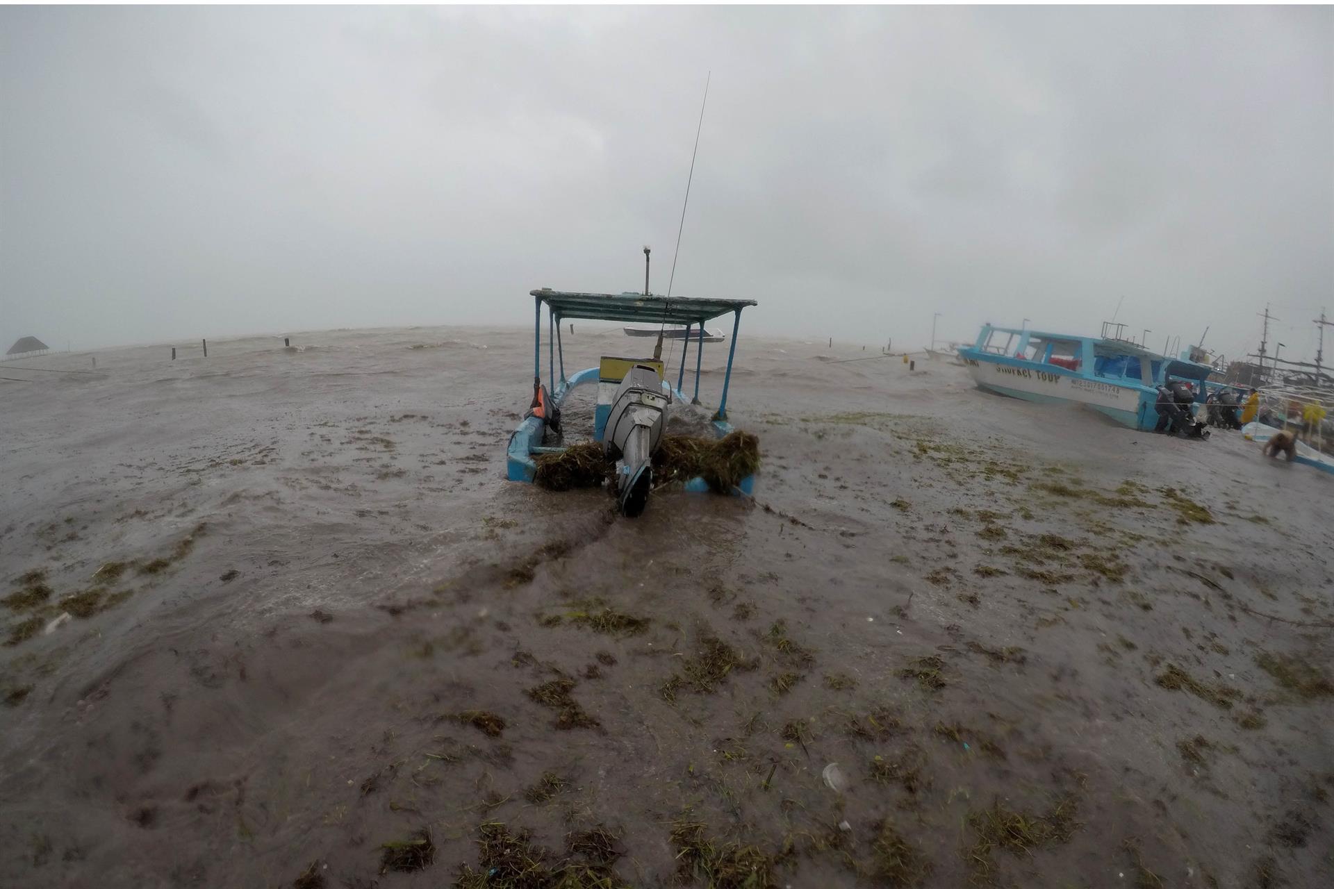 El Ciclón Bonnie se intensifica a huracán en el Pacífico de México