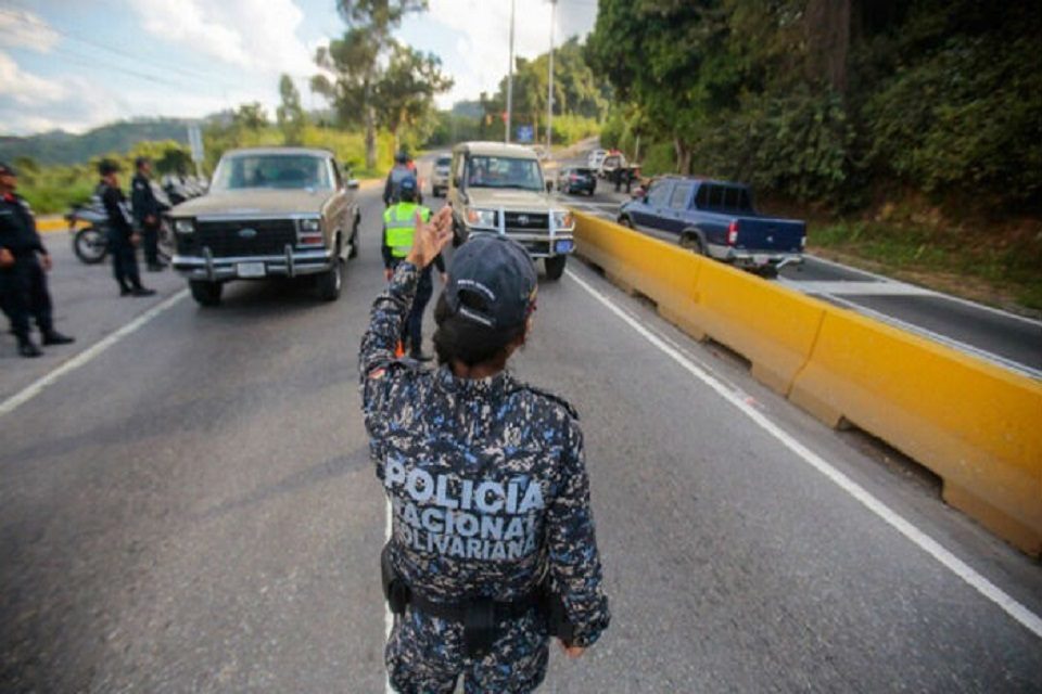 Legítima AN debate sobre el cobro indebido y extorsión en las alcabalas del país