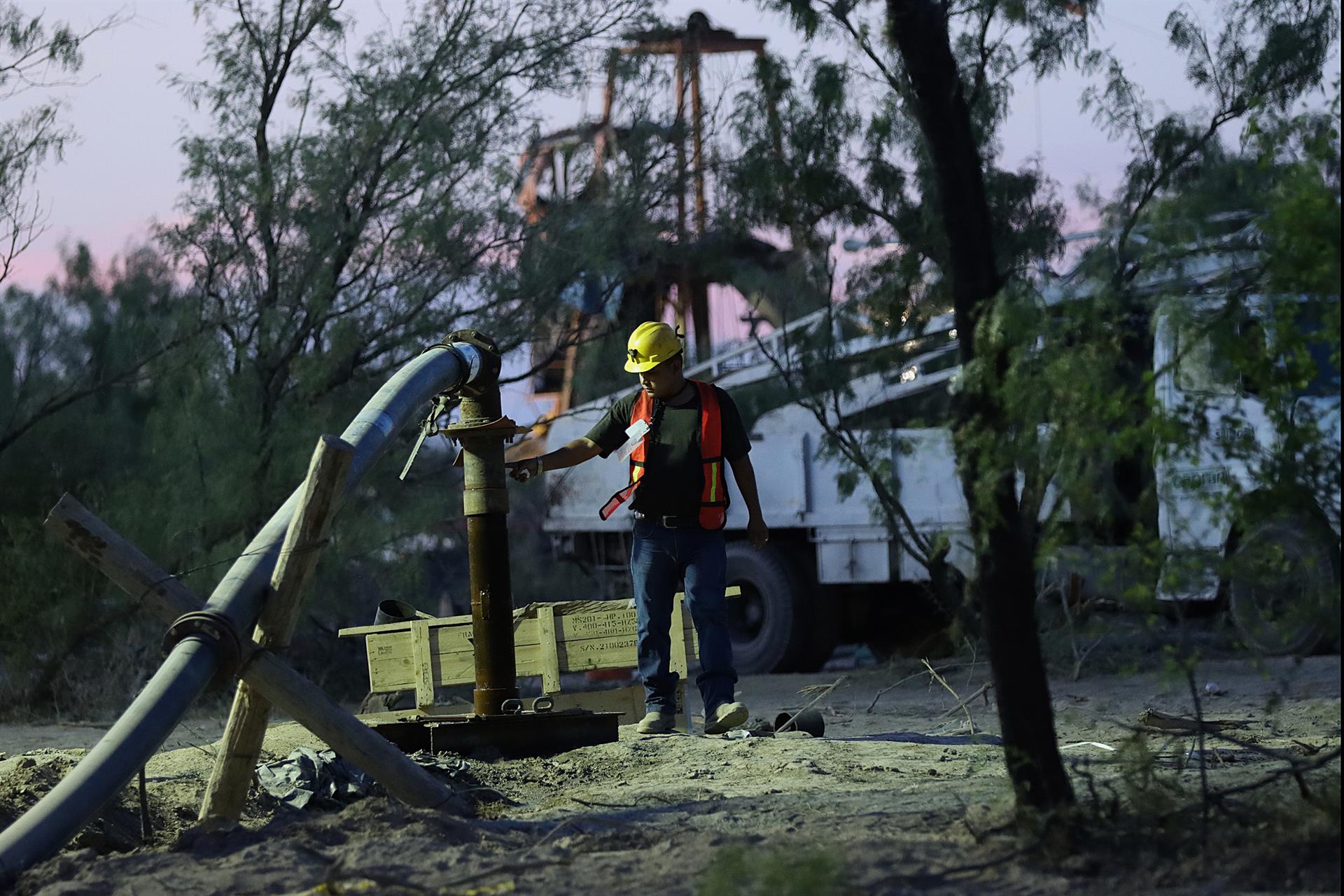 Suspenden ingreso a mina colapsada en norte de México por falta de seguridad