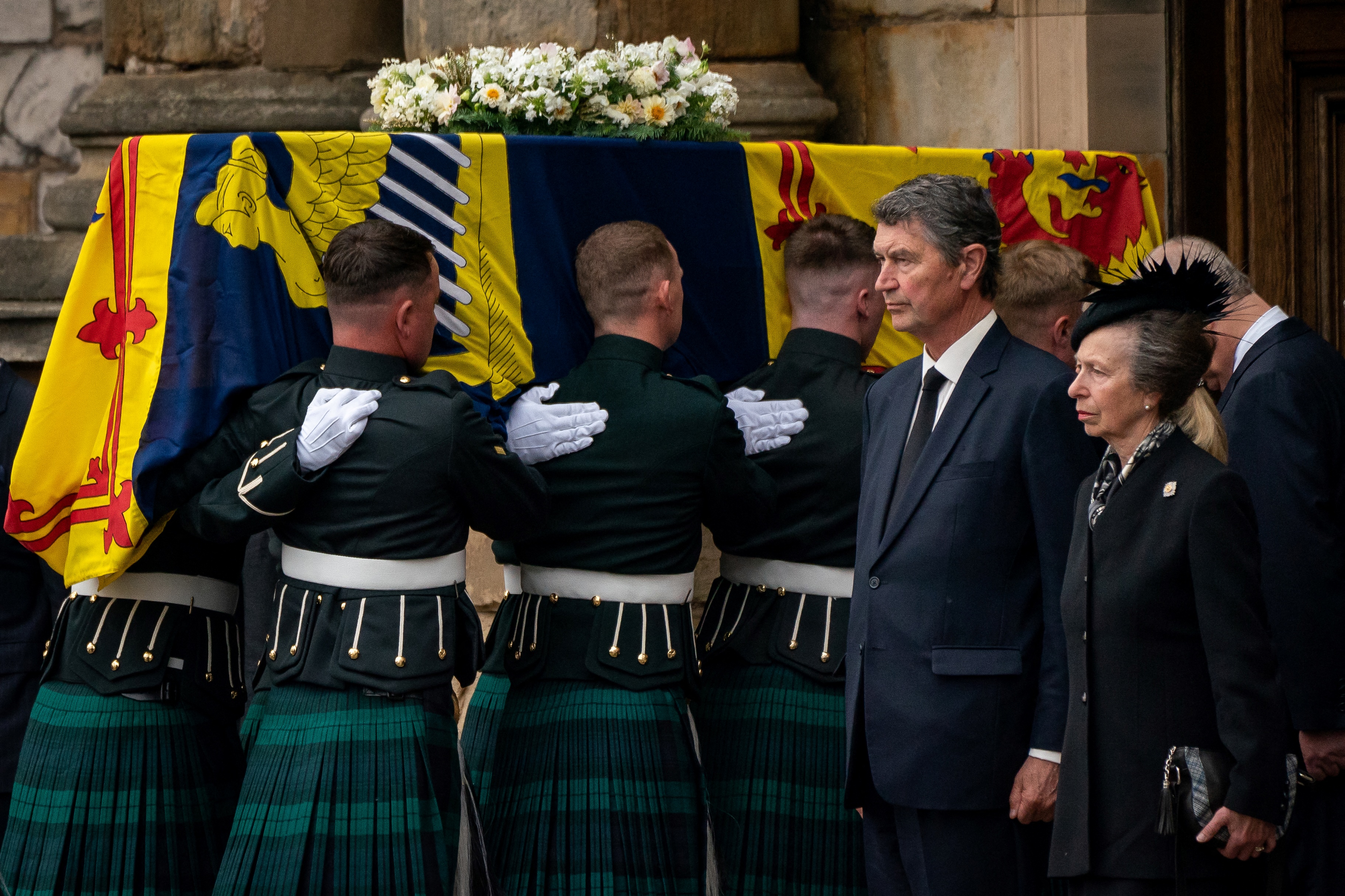 Inició capilla ardiente de la reina Isabel II en la catedral de St. Giles, Escocia