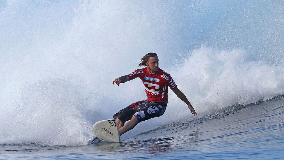 Mundo del surf rinde homenaje a Chris Davidson tras fallecer por un puñetazo