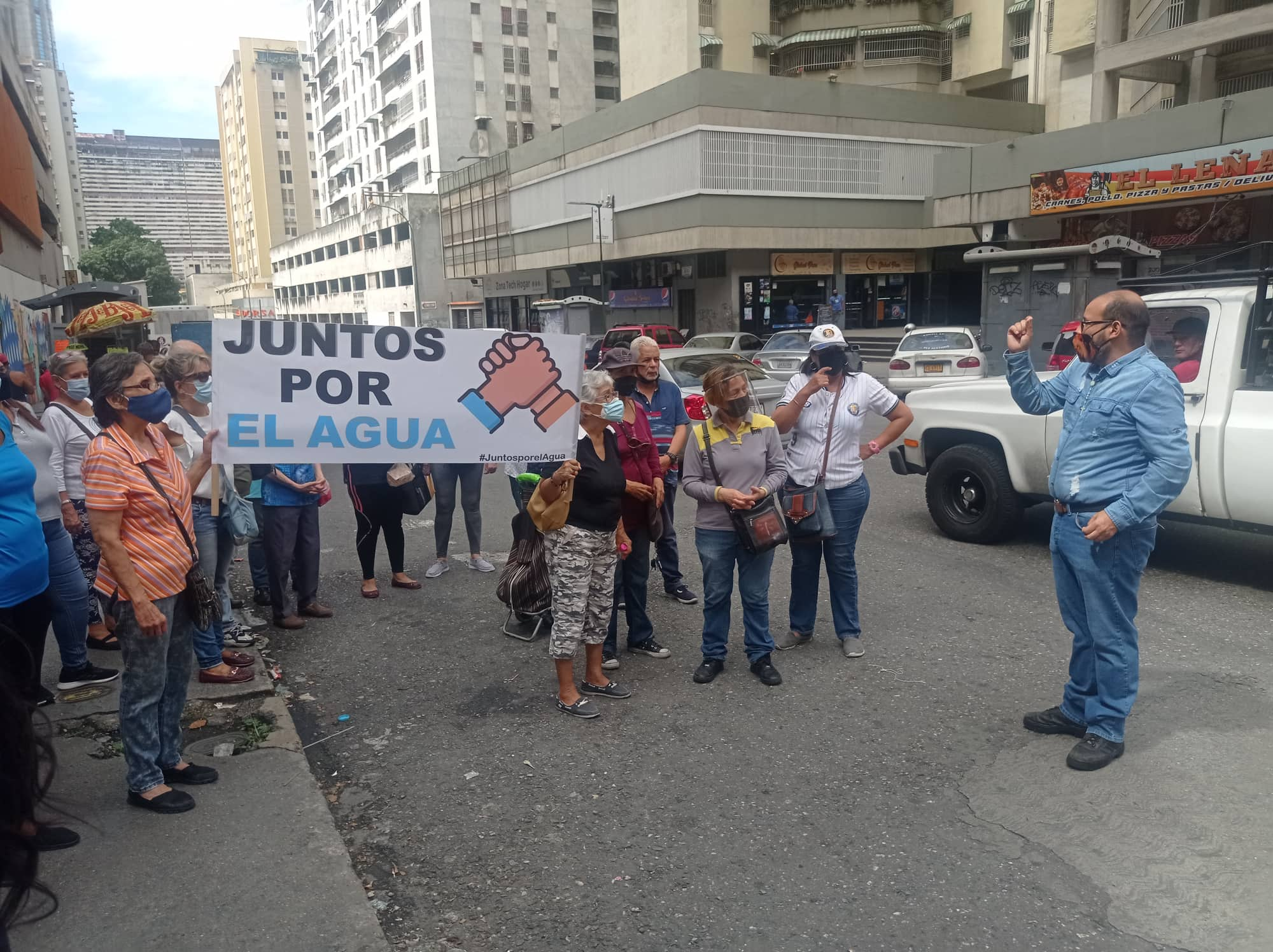 Protestan contra Hidrocapital porque algunas zonas solo tienen agua ocho horas a la semana