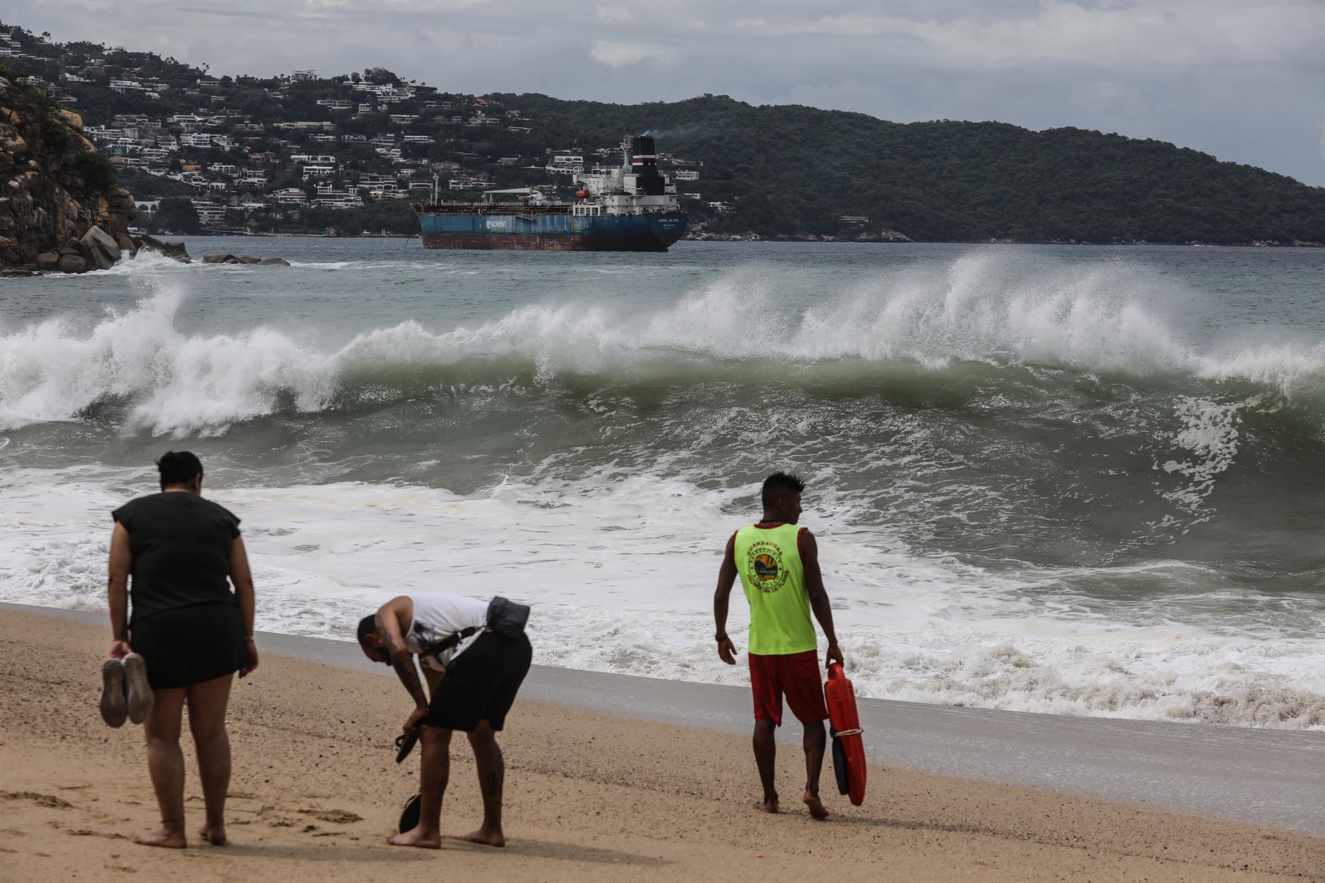 La tormenta Javier se forma cerca de las costas del Pacífico de México