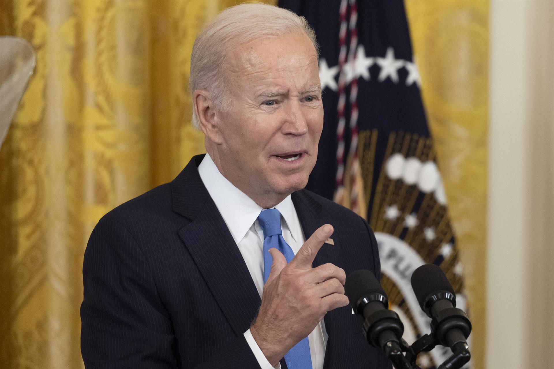 Biden prometió apoyar a un Puerto Rico golpeado constantemente por huracanes