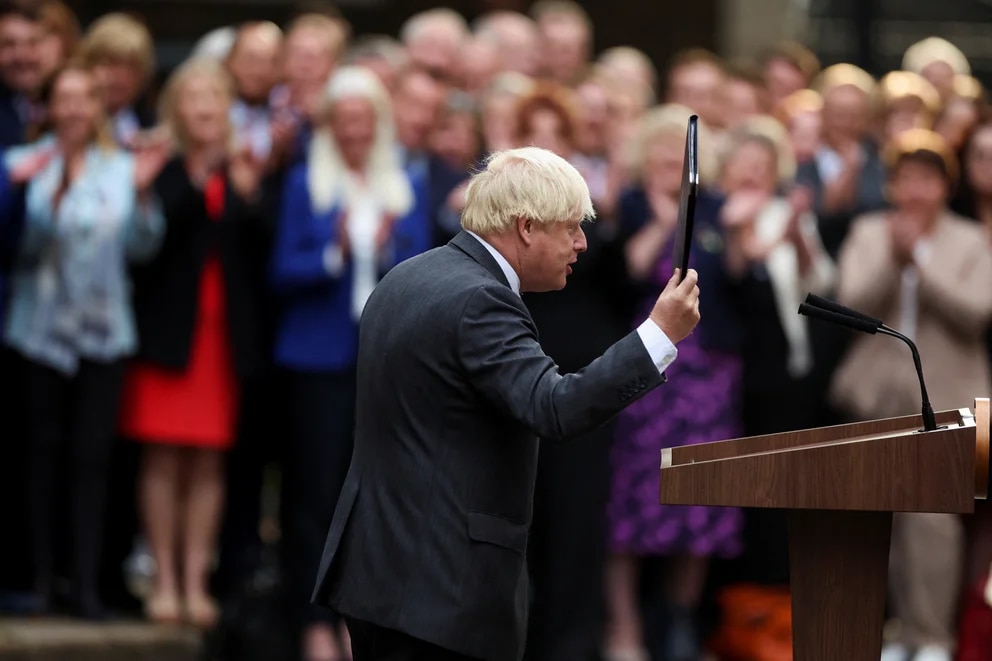 Boris Johnson: Soy un cohete que ha cumplido su función y me sumergiré en algún rincón remoto y oscuro del Pacífico