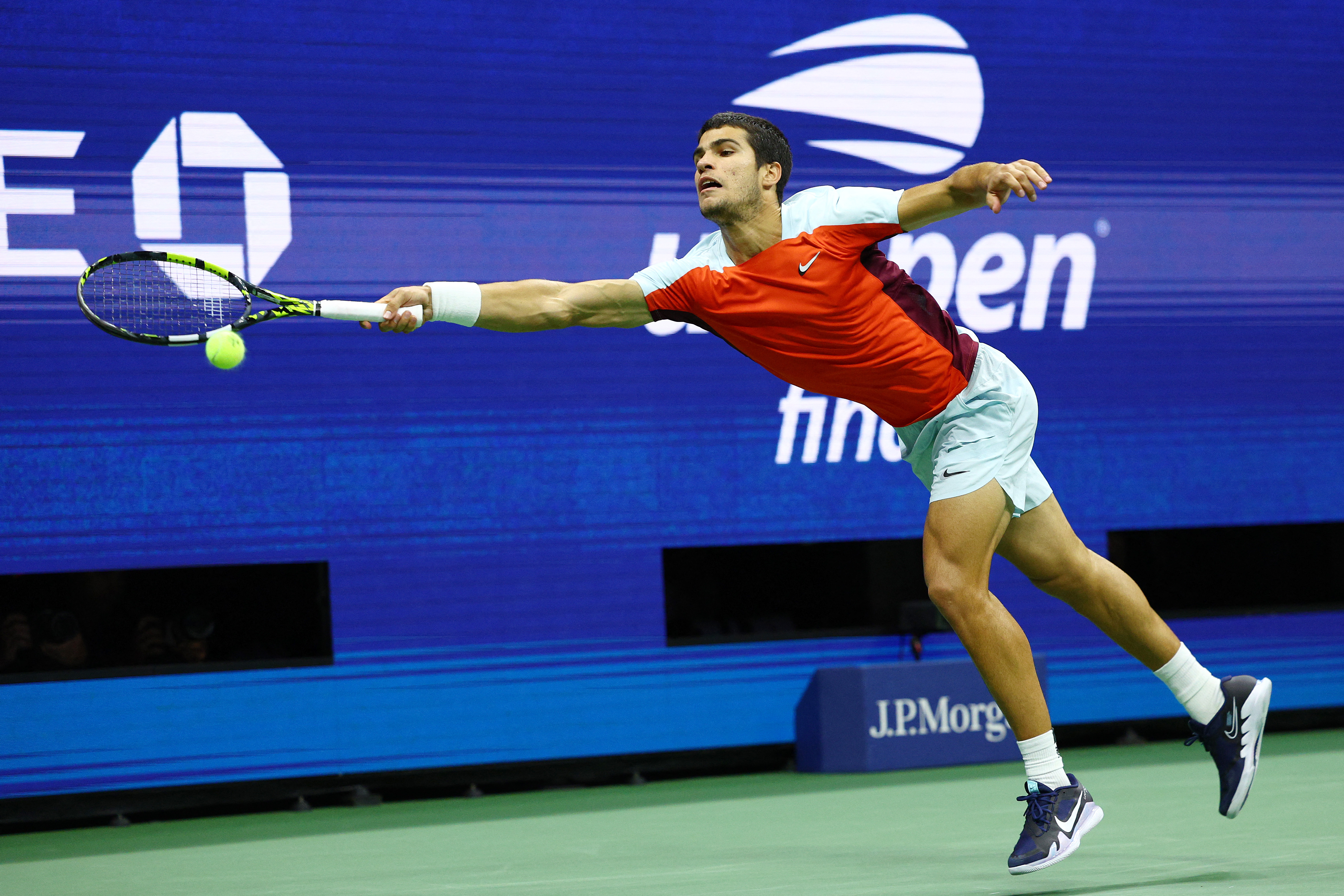 Carlos Alcaraz, un rayo asalta la cima del tenis