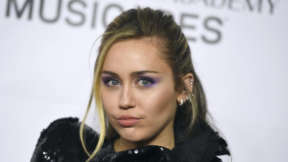 Miley Cyrus, demandada por publicar una foto suya en Instagram