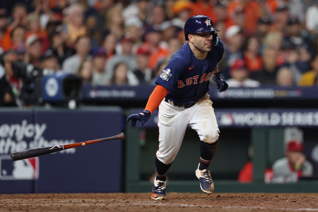 José Altuve estableció récord entre peloteros latinos en la Serie Mundial