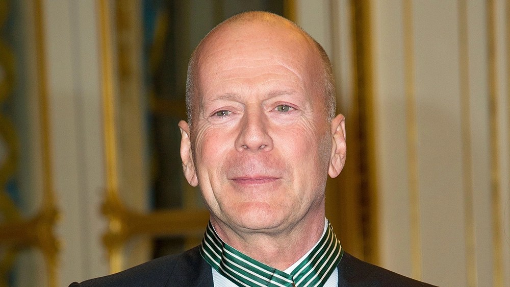 La súplica de esposa de Bruce Willis a los paparazzi que se acercan al actor en la calle